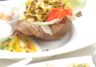 Cabbage and sorghum salad in millet shell