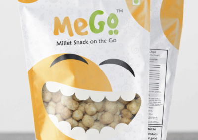 Multigrain puff Cheese and Spinach by mego