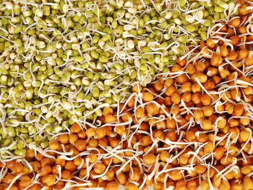 The Three Rules Of Eating Dals, As Per Nutritionist Rujuta Diwekar